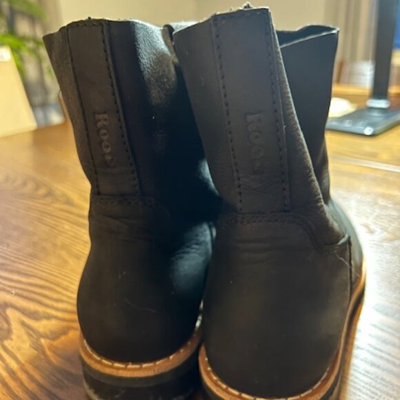 Roots Black Tribe short boots NWOT - Picture 2 of 7